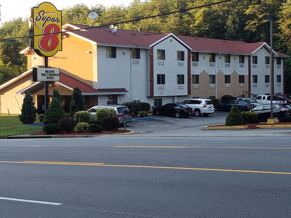 Super 8 By Wyndham Martinsville Va Bagian luar foto